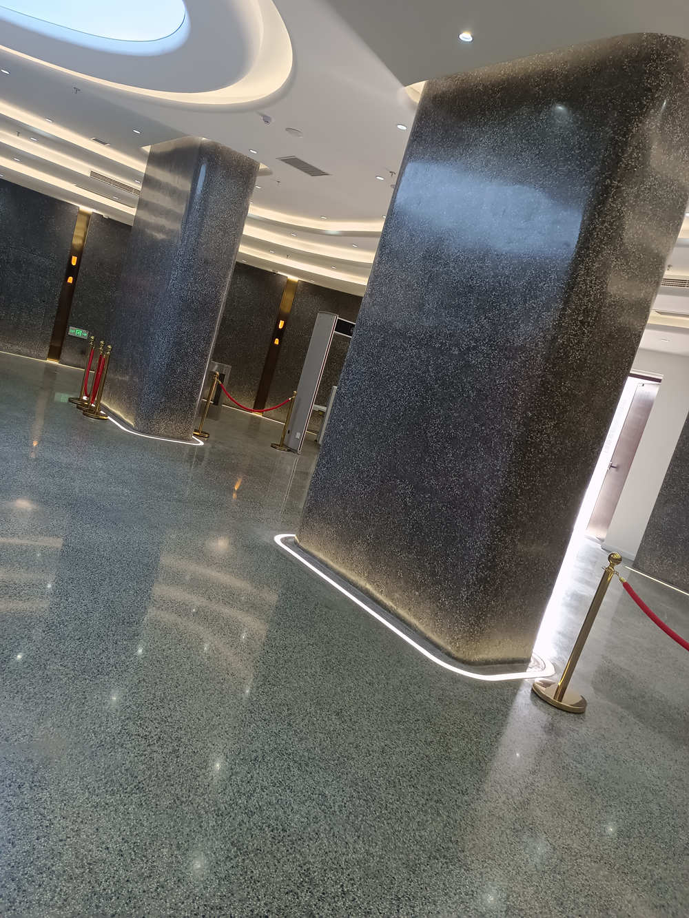 山东无机磨石香蕉视频APP污黄照片