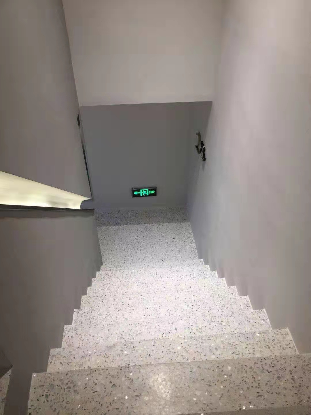 上海无机91香蕉丝瓜榴莲污污网站图片